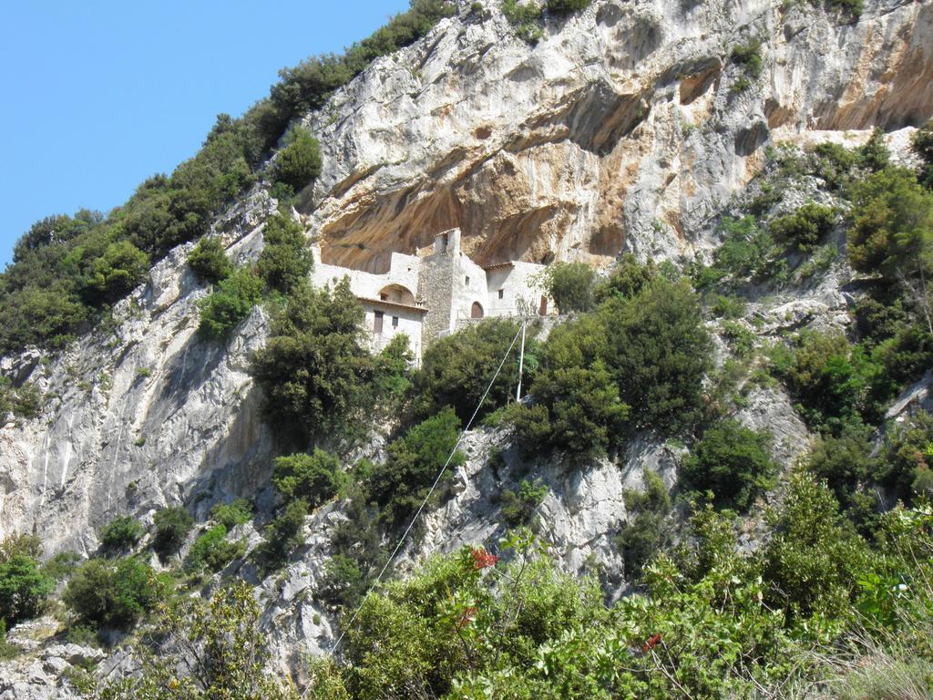 منزل الضيف فولينيو  في Cascina Antonini المظهر الخارجي الصورة