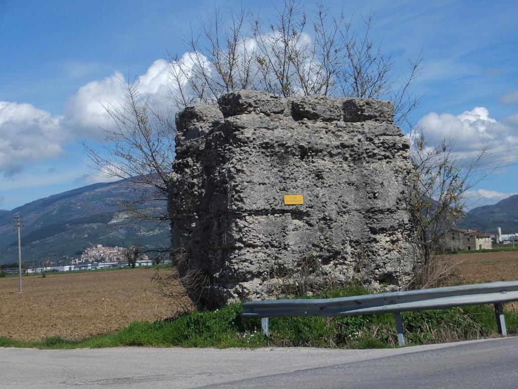 منزل الضيف فولينيو  في Cascina Antonini المظهر الخارجي الصورة